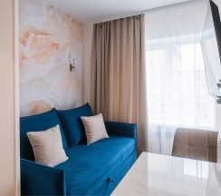 Стандарт с диваном (общий санузел один на два номера) в One Sea Apartments