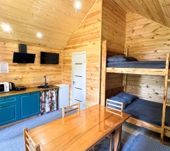 Шале 2. Четырёхместный номер комфорт с видом на лес в Белый волк