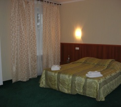 Комфорт Double (одна 2х спальная кровать) в Звезда