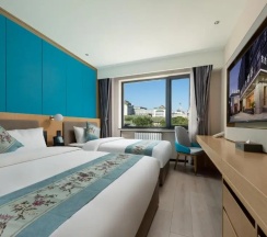 Семейный номер Standard в Dongfang Shengda Hotel-Beijing Tiananmen Square Wangfujing Subway Station