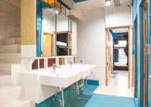 Кровать в общем номере в The BOB Hostel