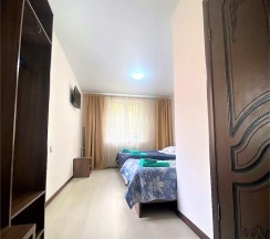 Трехместный стандартный номер (основной корпус) в Ирбис