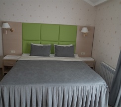 Трехместный номер стандарт в Сказка снежных вершин