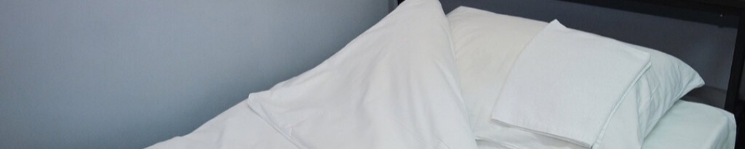  8-местный номер для мужчин с 4-мя 2-ух ярусными кроватями в Melius