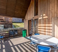 Коттедж Sauna Дуплекс с видом на море в Три богатыря