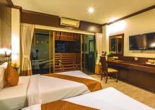 Двухместный номер Deluxe с красивым видом из окна 2 отдельные кровати в Отель Azhotel Patong