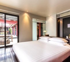 Двухместный полулюкс двуспальная кровать в LoogChoob Homestay