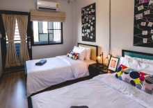 Двухместный номер Standard 2 отдельные кровати в Post Factory Bed & Breakfast Sathorn Hostel - Adults Only