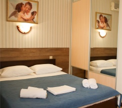 Семейный номер (2x-комнатный 3x-местный номер) в Марко Поло