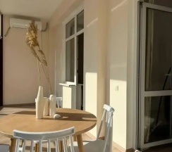 Четырёхместный номер Standard с балконом в Solar House