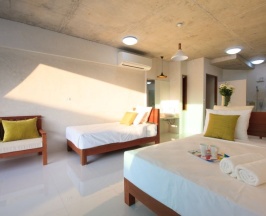 Двухместный люкс Grand Deluxe с видом на море двуспальная кровать в Wabi Sabi Boutique Hotel