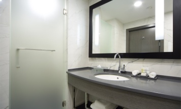 Стандартный номер с кроватью размера "king-size" в DoubleTree by Hilton Kazan City Center