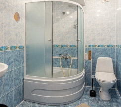 Шестиместный номер Economy в Янка