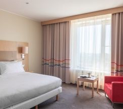 Стандарт с большой кроватью с видом на город в Cosmos Astrakhan Hotel