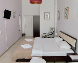 Трехместный номер №506 в Bla Bla Hostel