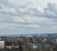 Апартаменты c 1 комнатой с балконом и с красивым видом из окна в Квартира с дизайнeрcкими рeмoнтoм