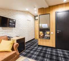Двухместный номер с одной кроватью на мансардном этаже. в Key hotel