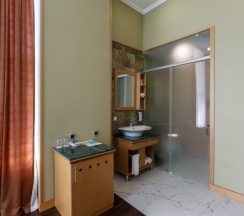 Двухместный номер Classic 2 отдельные кровати в Shera Park Boutique Hotel