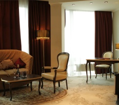 Номер Люкс в Аврора-hotel