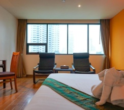 Двухместный номер Deluxe двуспальная кровать в Hotel Mermaid Bangkok