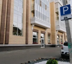 Апартаменты с балконом и с красивым видом из окна в Апартаменты Комфорт на Чумбаровке