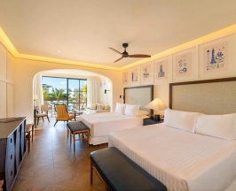 Четырёхместный полулюкс с видом на бассейн в Ocean El Faro Resort - All Inclusive