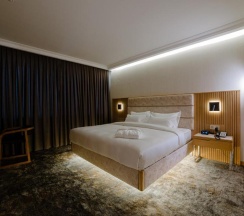 Двухместный люкс двуспальная кровать в Frankfort Hotel & Spa (Франкфорт и Спа)