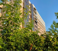 Большой двухкомнатный номер с отдельной спальней и кухней в Port inn