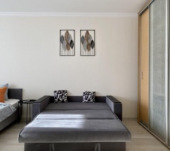 2-комнатные апартаменты люкс в Comfort & Relax Home (Комфорт энд Релакс Хоум) на улице Константина Федина