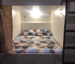 Двухместная капсула в Capsule Hostel Reshka