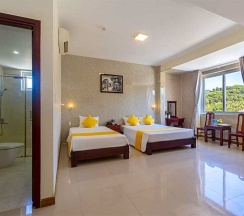 Семейный номер Standard с видом на горы в KLC Holidays Phu Quoc Hotel