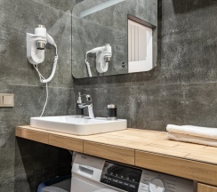 Апартаменты с двумя спальнями №2 в Mangosteen apartments