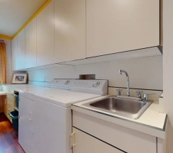 Коттедж с 4 комнатами в Juniper Ridge 16 5000 sq ft, Grand Chateau at Eagle, Expansive Mountain Views by RedAwning