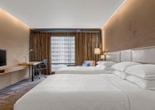 Двухместный номер Deluxe в Four Points by Sheraton Bangkok, Sukhumvit 15