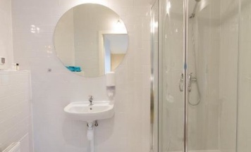 Двухместный номер Comfort с балконом и с красивым видом из окна 2 отдельные кровати в Невская Панорама