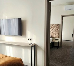 Комбинированный номер (трехкомнатный) в Веллион Водный