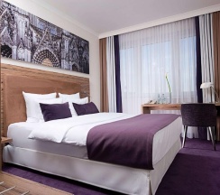Двухместный номер Standard двуспальная кровать в Wyndham Koeln