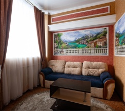 7 Люкс (двухместный номер),с двухспальной кроватью и  диваном. в Аппартамент