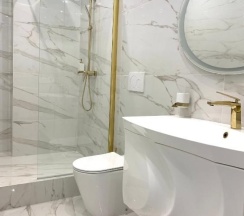 Койко место в Женском 8-местном номере в The 7 hostels