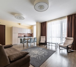 Улучшенные апартаменты с 2 спальнями ( двуспальные кровати) в Skypark