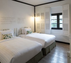Двухместный номер Mattanee Executive двуспальная кровать в The Raweekanlaya Hotel Bangkok
