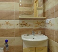 Четырёхместный номер Standard с балконом в Гагра