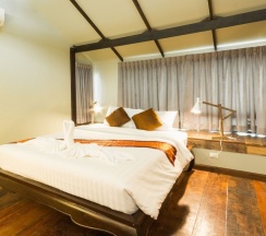 Семейный коттедж с 2 комнатами с балконом в Kata Tranquil Villa