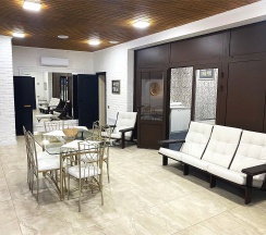 Семейный люкс с собственным бассейном в Rest house
