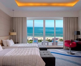 Двухместный номер Deluxe с балконом и с видом на океан 2 отдельные кровати в Le Meridien Al Aqah Beach
