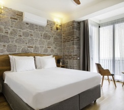 Двухместный номер Deluxe с панорамным видом двуспальная кровать в Отель Marlo Ayvalik