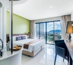 Двухместный номер Deluxe (двуспальная кровать) в The Pago Design Hotel Phuket