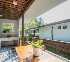 Вилла Superior с балконом и с видом на сад в Kata Tranquil Villa