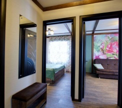 № 6, 11 КЛАССИКА, 13 ДАЧА. Четырехместный двухкомнатный номер в Smile