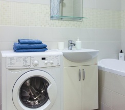 Апартаменты улучшенные Фрунзе,49 16 этаж в AntoninaApartments (АнтонинаАпартментс) на улице Крылова